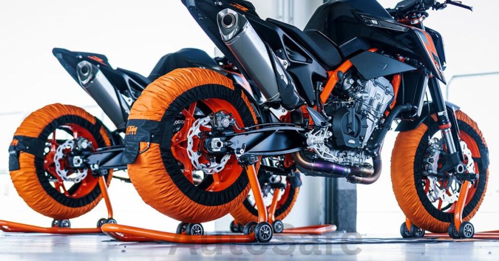 KTM 790 Duke, 890 Duke R और KTM 990 Duke दो सिलेंडर आपके लिए कौन सा सही रहेगा